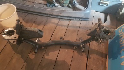 2121-29044200-10 Поперечина передней подвески.jpg