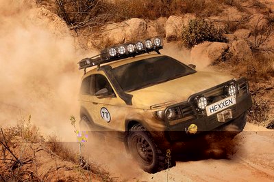 Niva 64 - desert copy.jpg